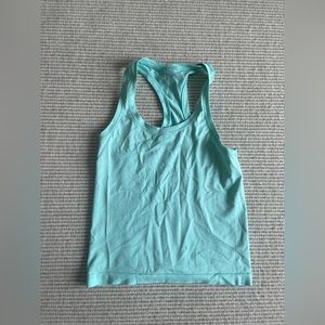 Lulu cropped mint tank
